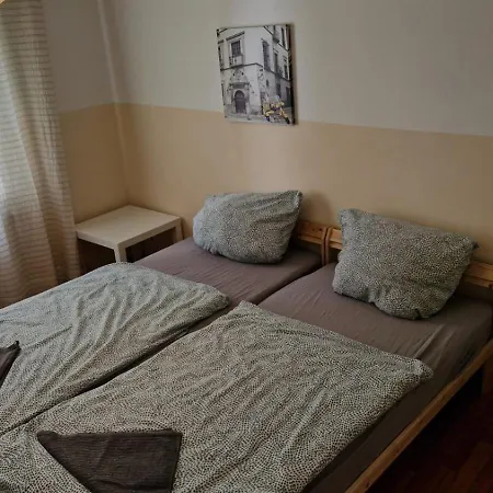 Hochwertige Serviced Und Monteurwohnungen In Apartamento *