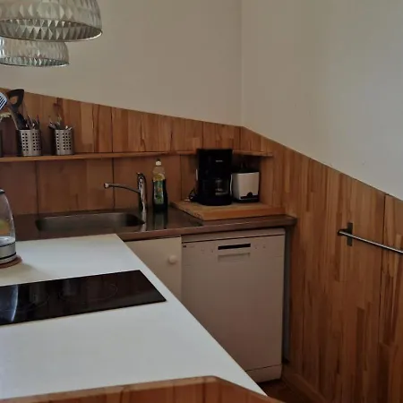 Hochwertige Serviced Und Monteurwohnungen In