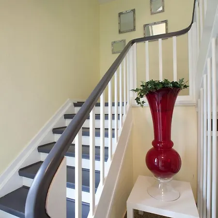 Hochwertige Serviced Und Monteurwohnungen In *