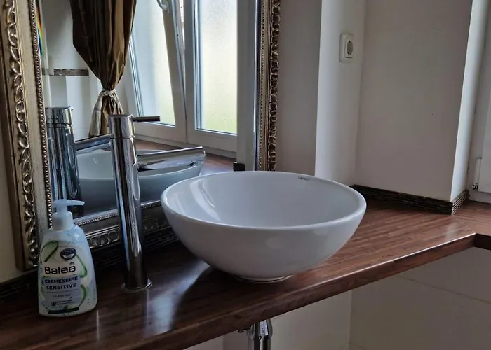 Hochwertige Serviced Und Monteurwohnungen In