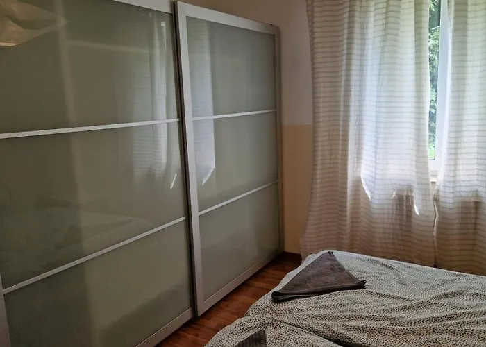 Hochwertige Serviced Und Monteurwohnungen In *