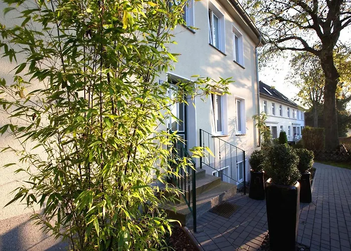 Hochwertige Serviced Und Monteurwohnungen In * Мильгейм-на-Руре