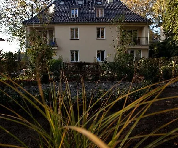 Апартаменты Hochwertige Serviced Und Monteurwohnungen In Мильгейм-на-Руре